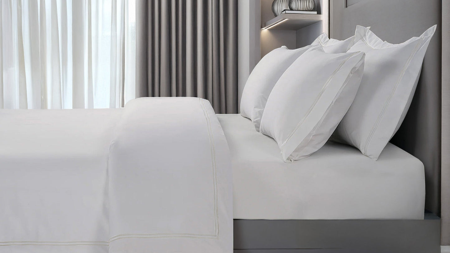 800 Thread Count Egyptian Cotton Margaret LUXE Bedding Set - Brilliant White